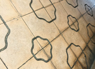 駅のタイルパターン