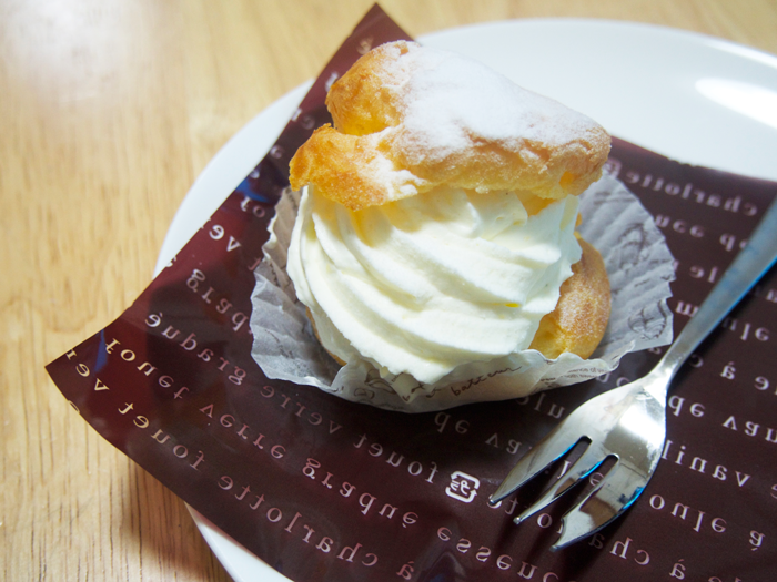 ば・ど・どぅのシュークリーム
