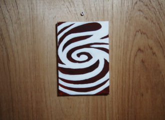 クリームにコーヒーが溶け込んでいく　イラストレーション