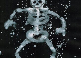 骸になりて動く者　イラスト